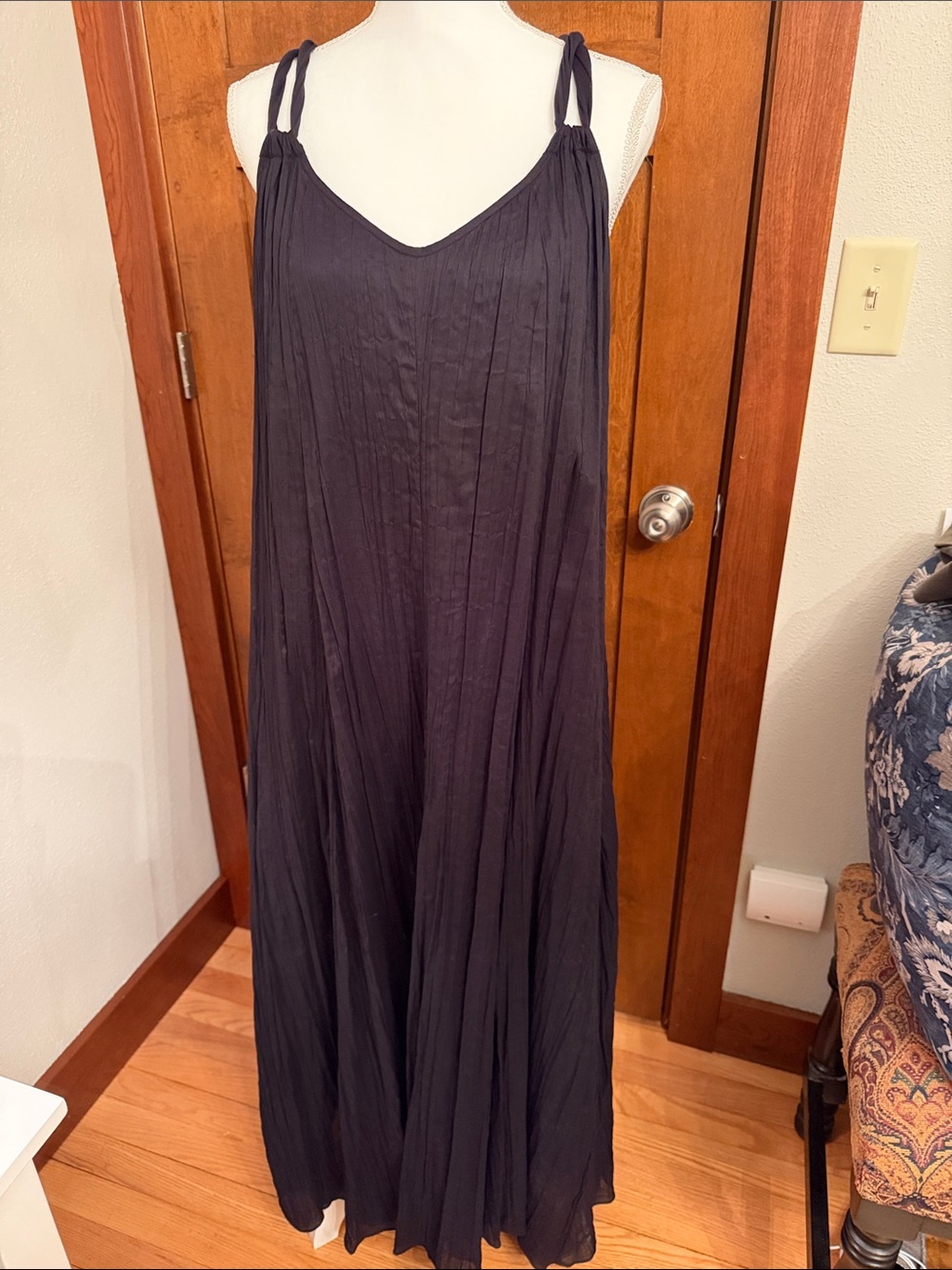 Garnet Hill Women's Black Sleeveless Lined Maxi Dress